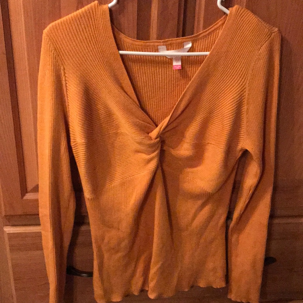 Yellow shirt